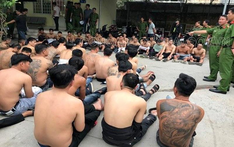 vo chong thue giang ho gianh dat anh 1