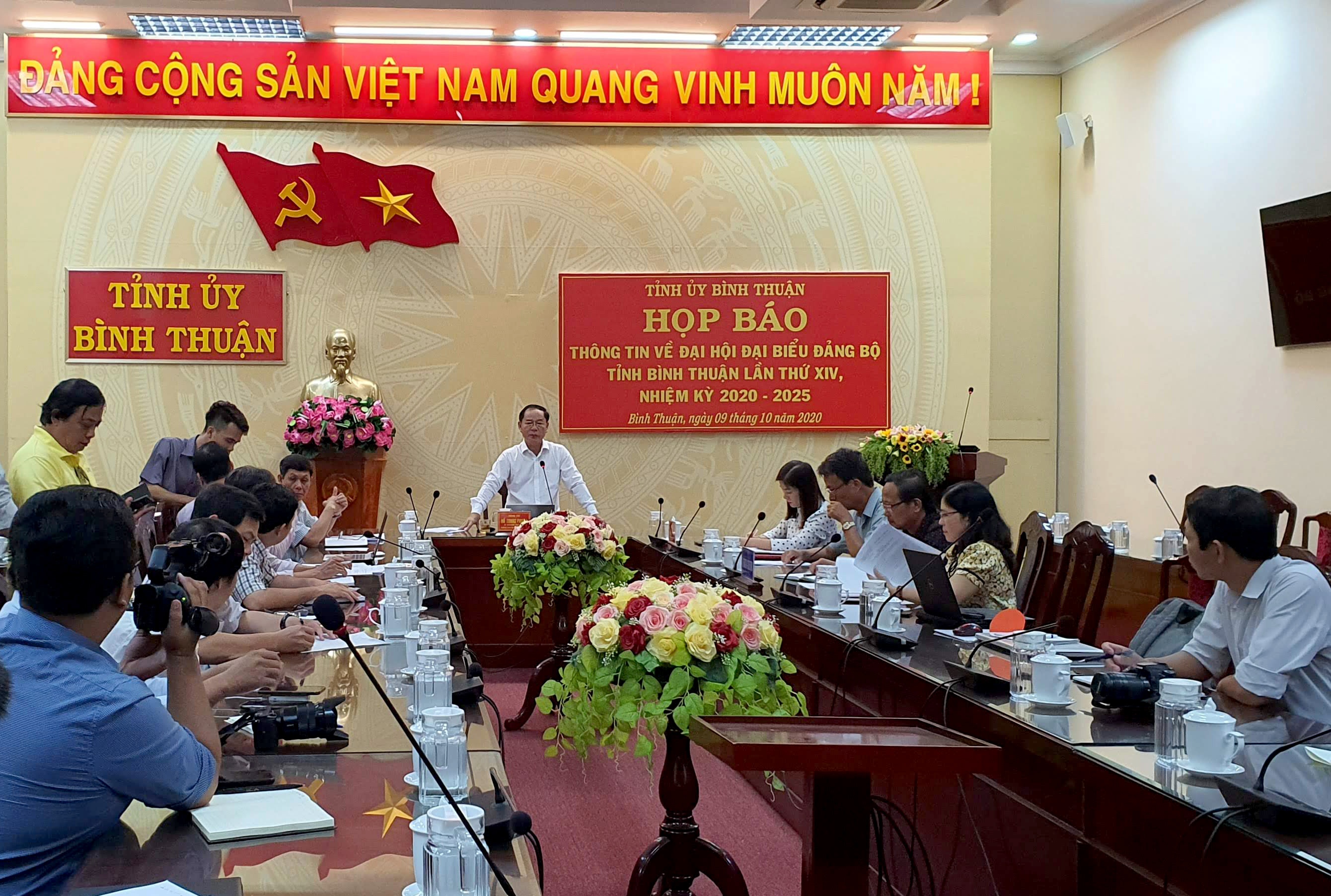 binh thuan hop bao thong tin dai hoi dang bo anh 1