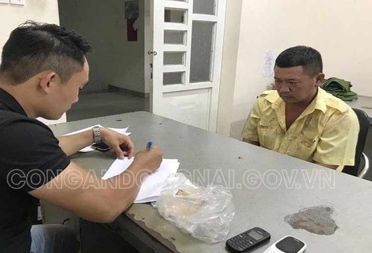 nhóm tài xế đánh đồng nghiệp ảnh 1 nhom tai xe danh dong nghiep anh 1