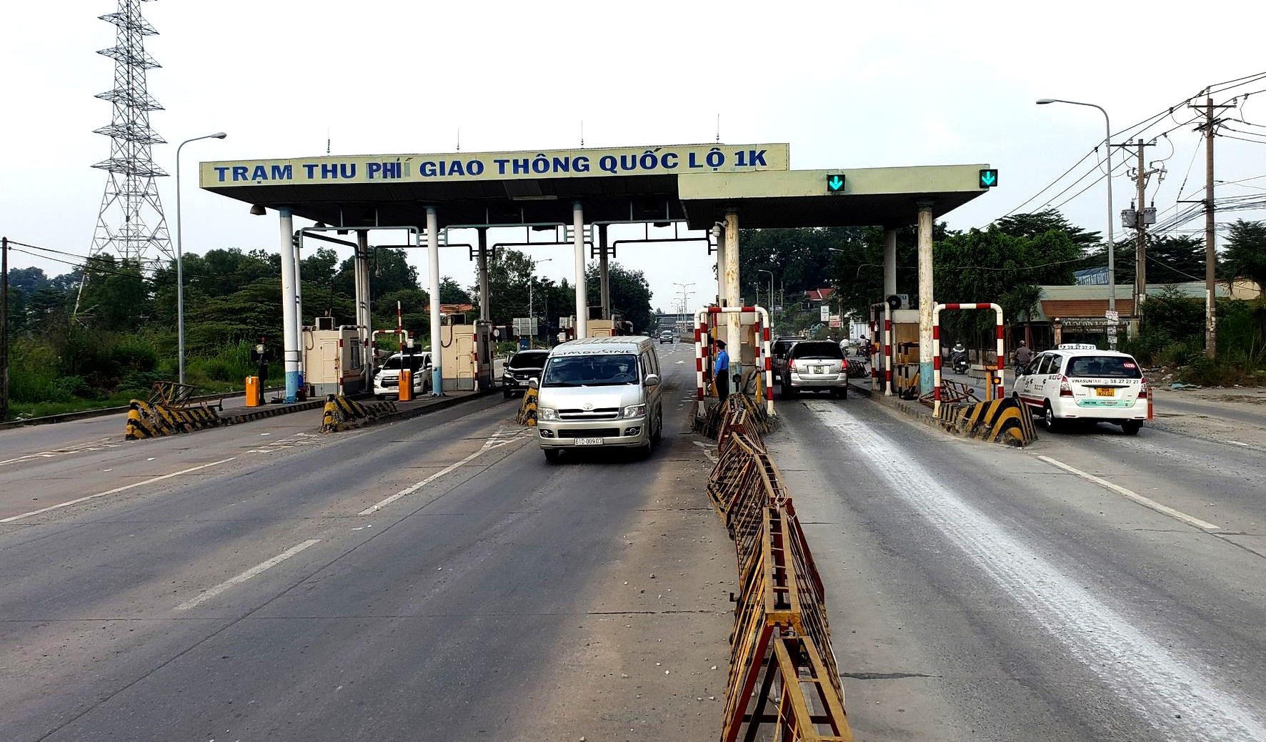 tam dung thu phi quoc lo 1k anh 1