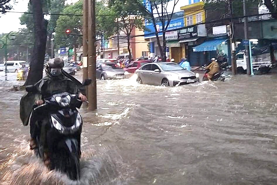 Mua tu dem toi sang, Vung Tau ngap nang hinh anh