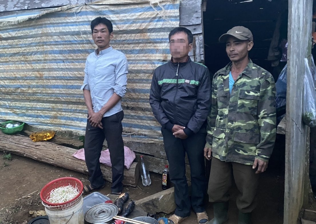 Bat coc chu vuon dua, doi 4,5 ty tien chuoc hinh anh