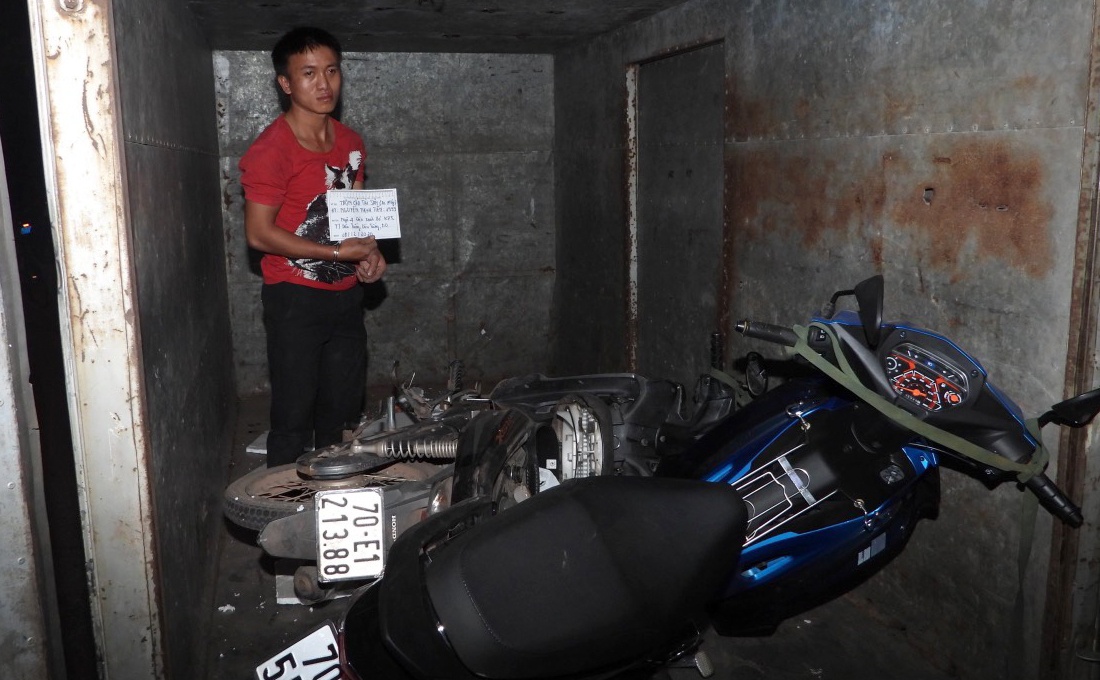 bat bang dung oto di trom anh 1