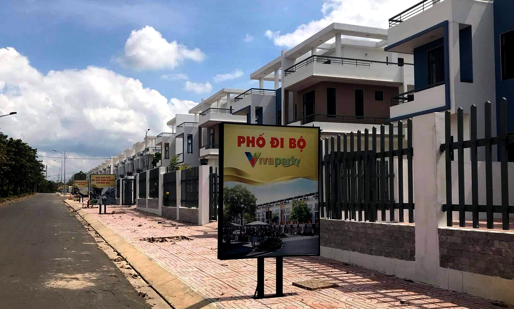 Cong an vao cuoc vu 500 can biet thu, nha lien ke trai phep hinh anh