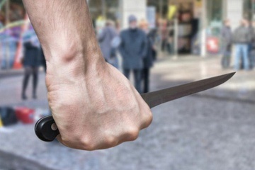 Nghi pham giet nguoi trong quan bar bi bat hinh anh