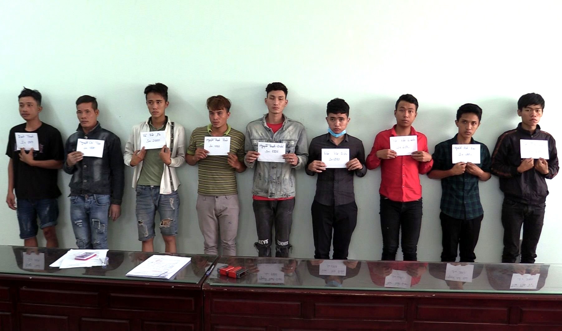 Bat nhom thanh nien danh chet nguoi o Binh Duong anh 1