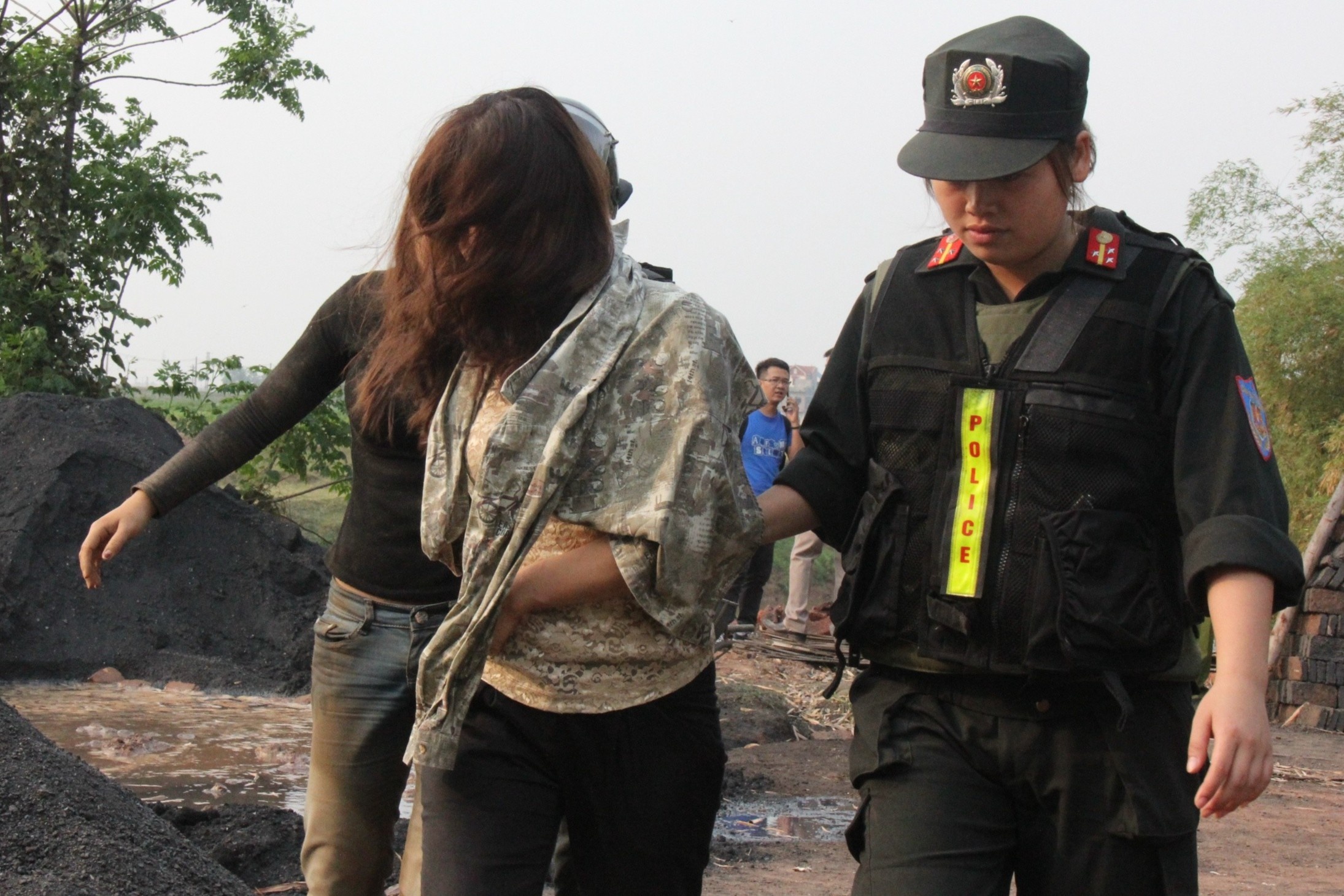 Bat 22 nguoi da ga o Dong Nai hinh anh