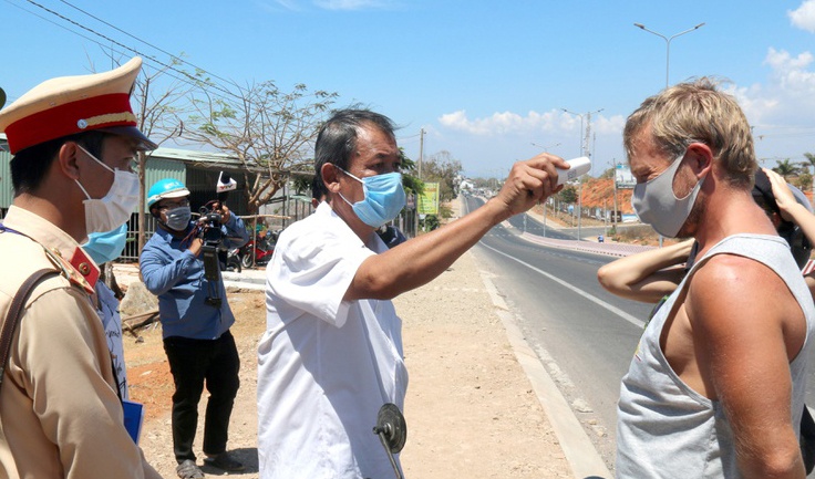 Binh Thuan truy vet nhung nguoi lien quan ca Covid-19 hinh anh