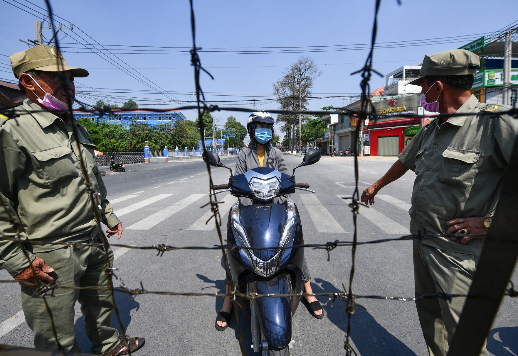 531 F1 o Binh Duong am tinh voi Covid-19 hinh anh