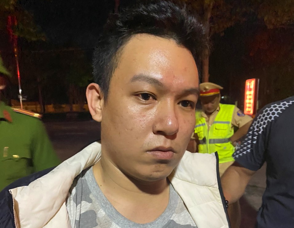 Bat pham nhan tron khoi trai giam hinh anh