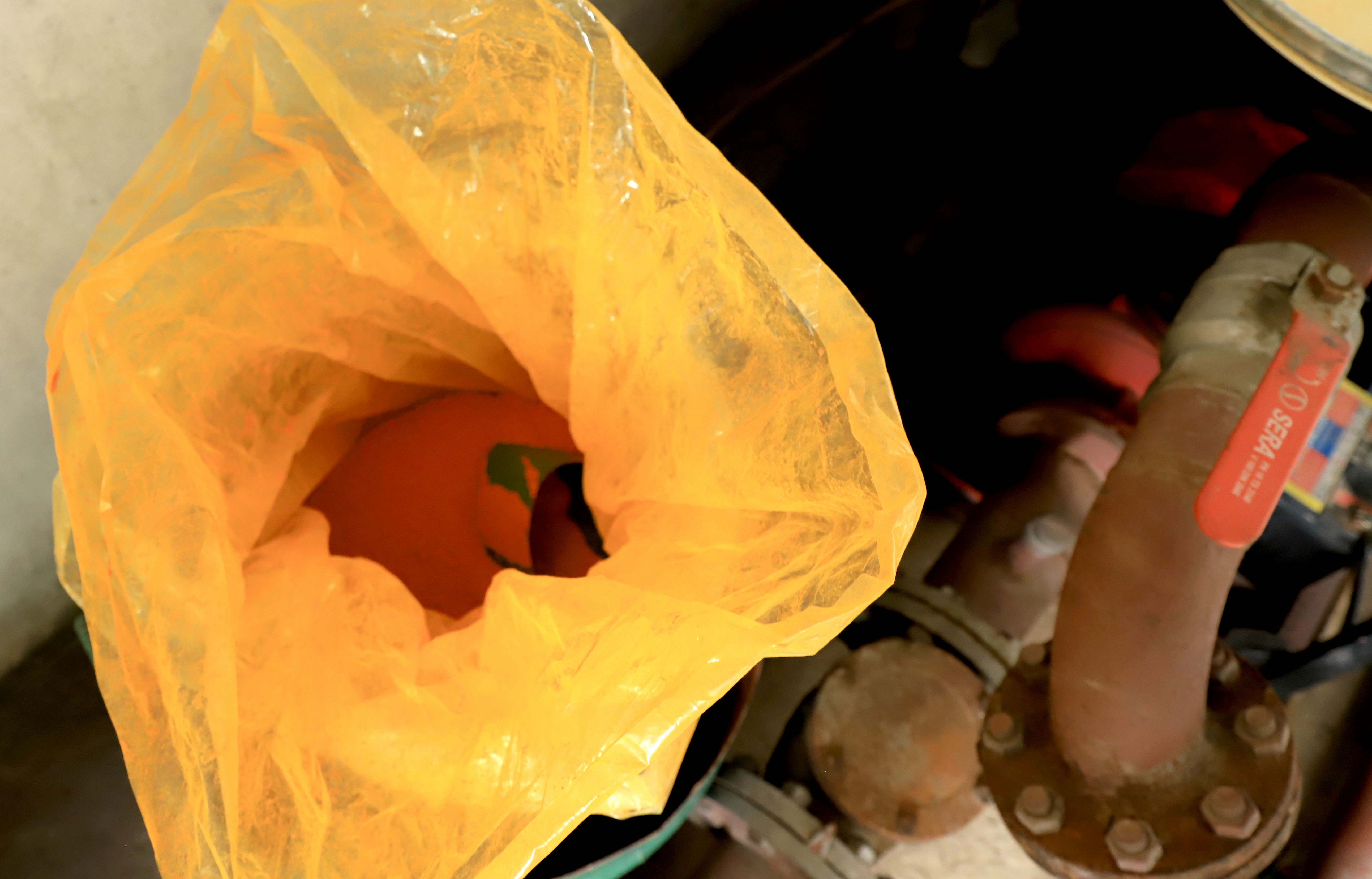 Duong day ban 200 trieu lit xang gia ra thi truong bi triet pha anh 8