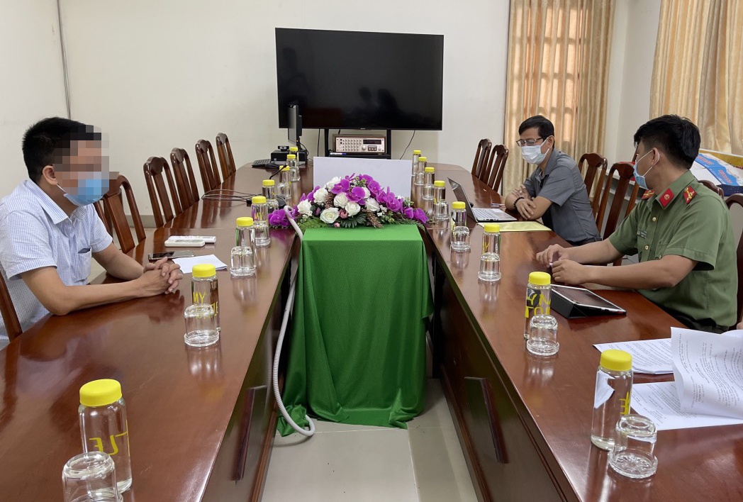 tung tin nguoi dan Binh Duong bi cach ly khi kham o TP.HCM anh 1