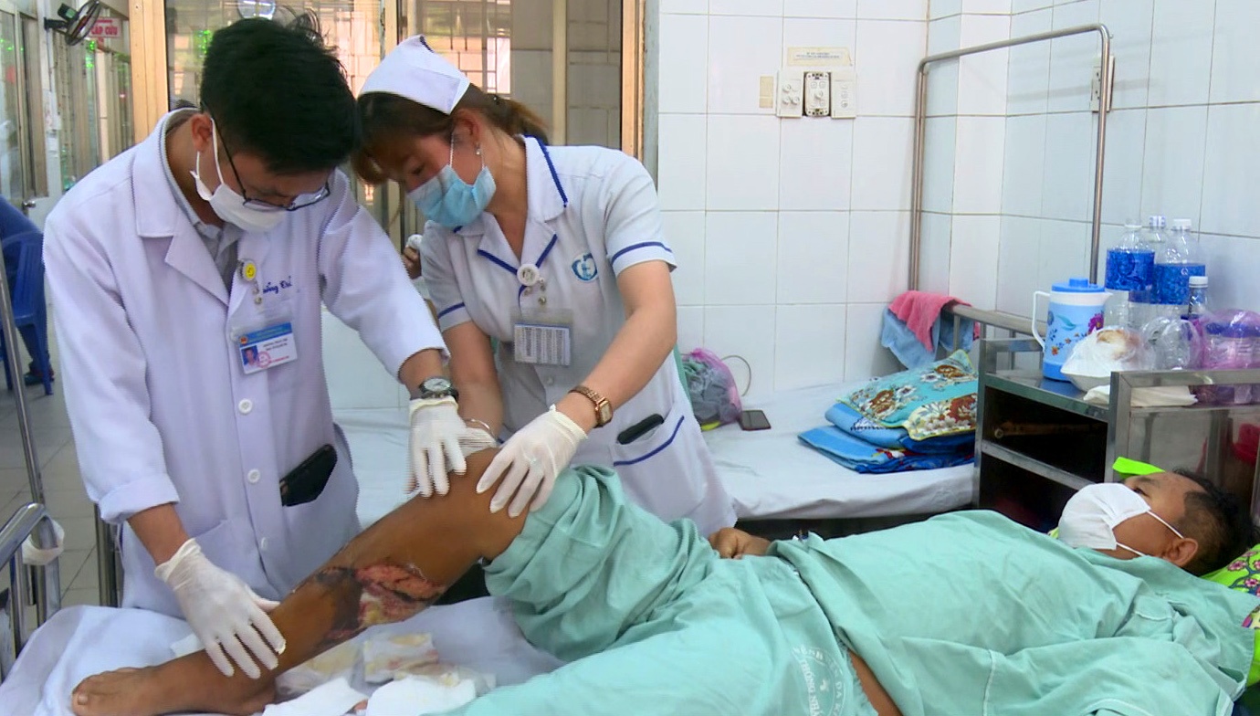 Nguoi dan ong nghi bi bo tot huc o dong nai anh 1