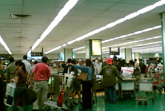 Đây là sân bay nhiều năm liền giữ vị trí số 1 trong danh sách các sân bay tệ nhất châu Á.