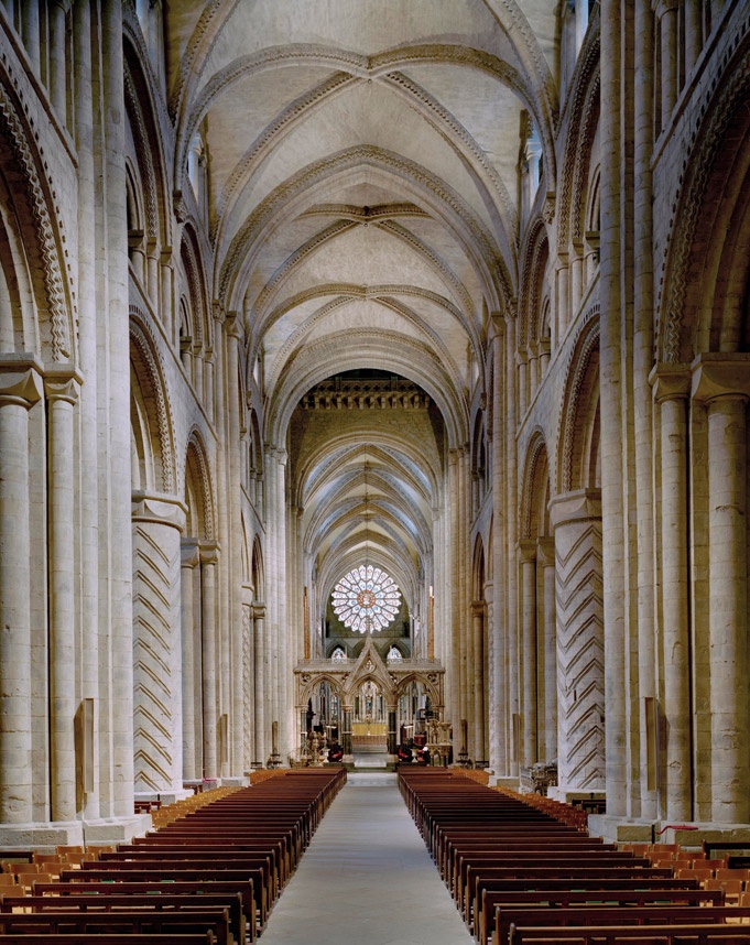 Thánh đường Durham được xây dựng vào cuối thế kỉ 11, đầu thế kỉ 12. Tới nay đây vẫn là một thánh địa với người theo Thiên Chúa giáo. Ảnh: Peter Marlow.