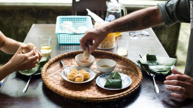 Bourdain được trải nghiệm thú 