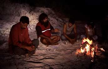 Trải nghiệm văn hóa thổ dân, bán đảo Yorke, Úc: Hãy tới vùng đất nơi sinh sống của người  Adjahdura và Ngadjuri ở bán đảo Yorke, miền Nam ước Úc. Bạn sẽ được nghe những truyền thuyết hấp dẫn, trong đó có “Những câu chuyện trong mơ” của người Adjahdura kể về sự hình thành của trời đất và thời những con chuột túi khổng lồ sinh sống ở vùng đất cổ xưa này.