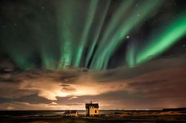14. Một ngôi nhà u ám ở Iceland