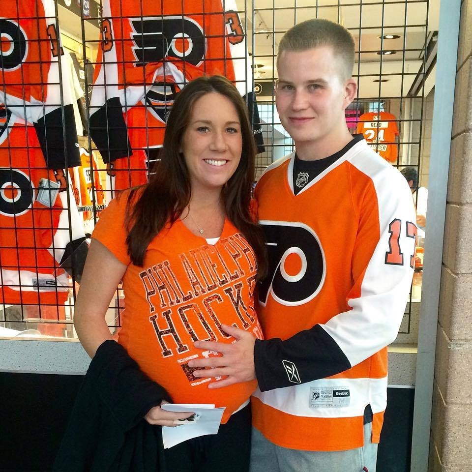 Cặp đôi đã đưa Shane đi tới những nơi họ yêu thích nhất, như đi xem bóng chày...