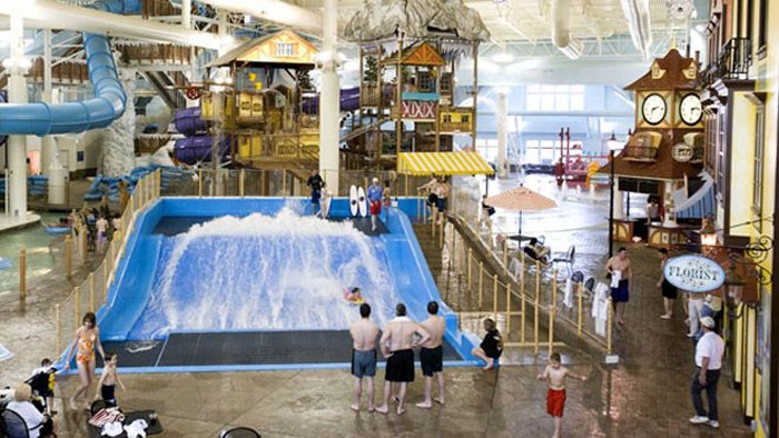 Khu nghỉ dưỡng Boyne Mountain nằm trong Vịnh Avalanche là công viên nước trong nhà lớn nhất của bang Michigan, Mỹ.