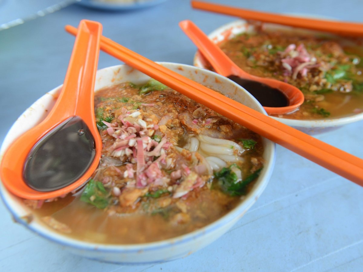 Asam Laksa, món súp cá cay ở Penang, Malaysia