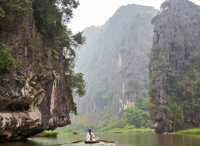 Du ngoạn sông Ngô Đồng, Tam Cốc - Ảnh: Claire Boobbyer/independent.co.uk