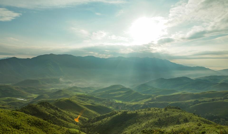 Khung cảnh hùng vĩ khiến người nhìn choáng ngợp.