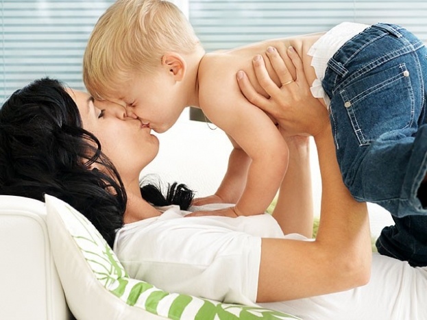 3. Nigeria: Đừng bao giờ hôn lên môi trẻ con, nếu không chúng sẽ hay chảy dãi khi trưởng thành. 