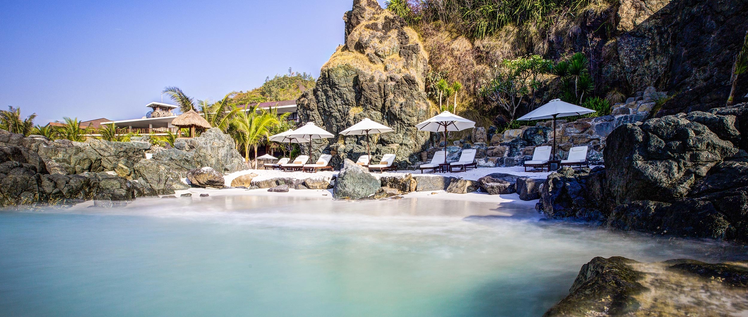 Nơi đây được các cặp đôi lựa chọn cho tuần trăng mật vì sự yên tĩnh, khung cảnh đẹp đẽ và lãng mạn.