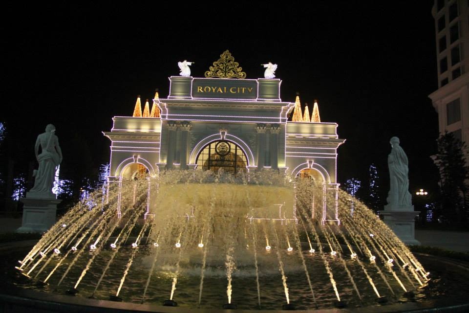 Nhung dia diem chup anh Noel hoanh trang nhat 2014 o Ha Noi hinh anh