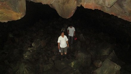 Phat hien hang dong nui lua dep nhat Dong Nam A o Viet Nam hinh anh