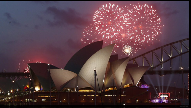 Màn pháo hoa luôn được chờ đợi tại Sydney. Ảnh: Reuters