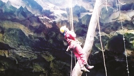 Cuộc phiêu lưu kỳ thú bất ngờ trong hang động giữ 5 kỷ lục Đông Nam Á