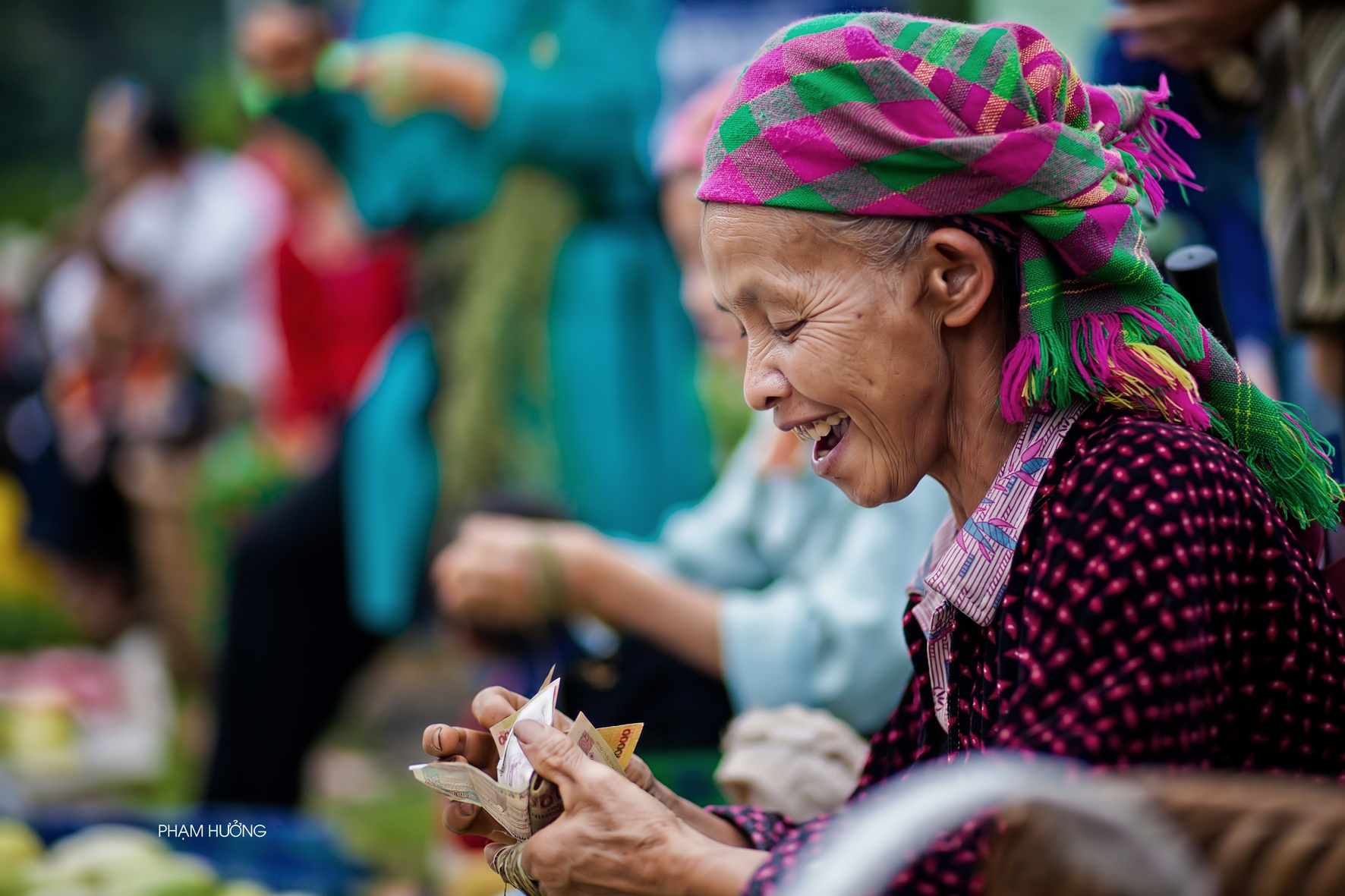 Ai chua di cho phien coi nhu uong phi mot doi hinh anh