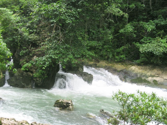 Suối Khuổi Nậm.