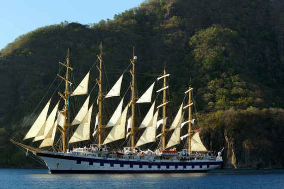 Du thuyền khỏa thân tuyệt nhất - Bare Necessities Tour & Travel. Hành trình của du thuyền 5 tầng lộng lẫy này đi qua Ý, Hy Lạp, Montenegro, Albania, Slovenia và Croatia. Các du khách có thể thoải mái khỏa thân trên du thuyền và được tới thăm những địa điểm thân thiện với những người theo chủ nghĩa khỏa thân tại 6 quốc gia trên.