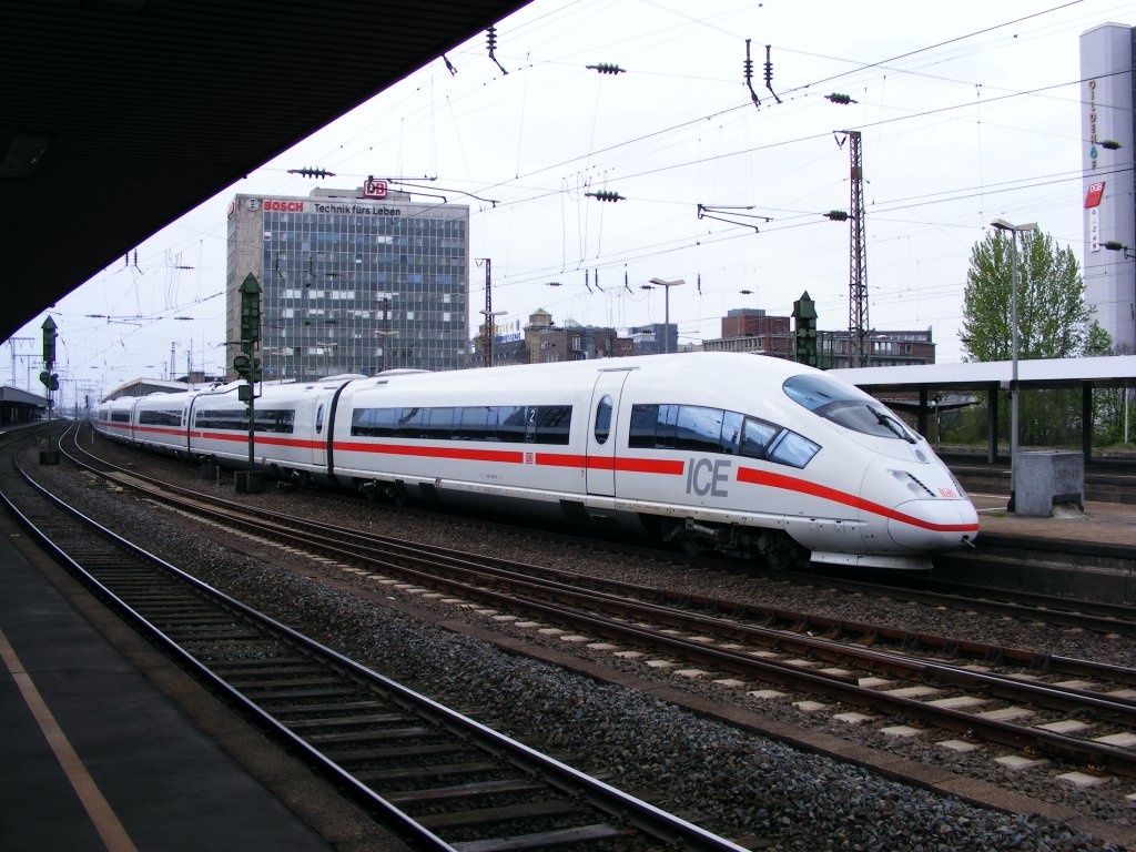 8. Tàu ICE 3 (Đức): ICE 3 có vận tốc 320 km/h, chạy tuyến Frankfurt – Cologne và  Munich - Nuremberg. 