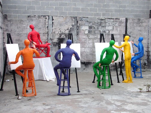 Buổi học vẽ lớn nhất thế giới được tổ chức cùng lúc ở nhiều địa điểm được thực hiện bởi ông Peter Draw  vào ngày 2/10/2010. Ông đã dạy cho 1.817 người tham gia tại 33 địa điểm trên 12 quốc gia. 