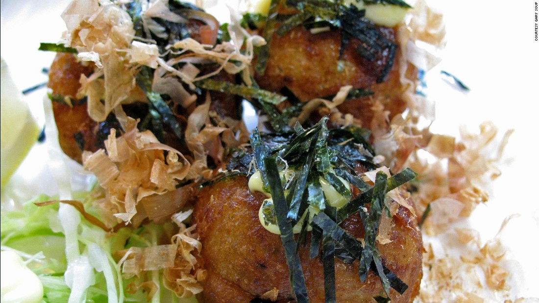 Bạch tuộc viên: Các viên bạch tuộc thường có tôm xay, bạch tuộc băm và sốt bạch tuộc, thêm một loại nước sốt Teriyaki đặc biệt.