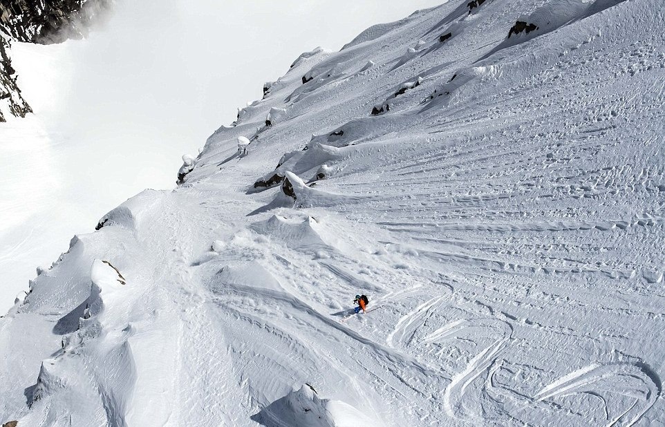 Chinh phuc nhung suon nui tuyet doc nhat the gioi hinh anh