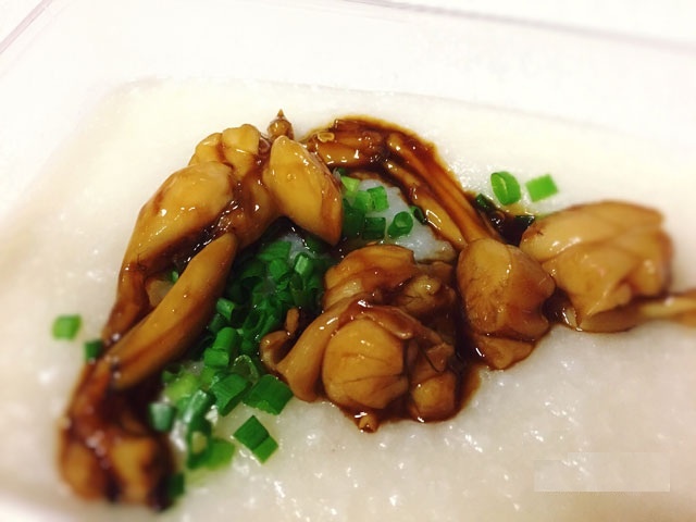 Nhung mon an dem tuyet ngon o 'pho den do' cua Singapore hinh anh