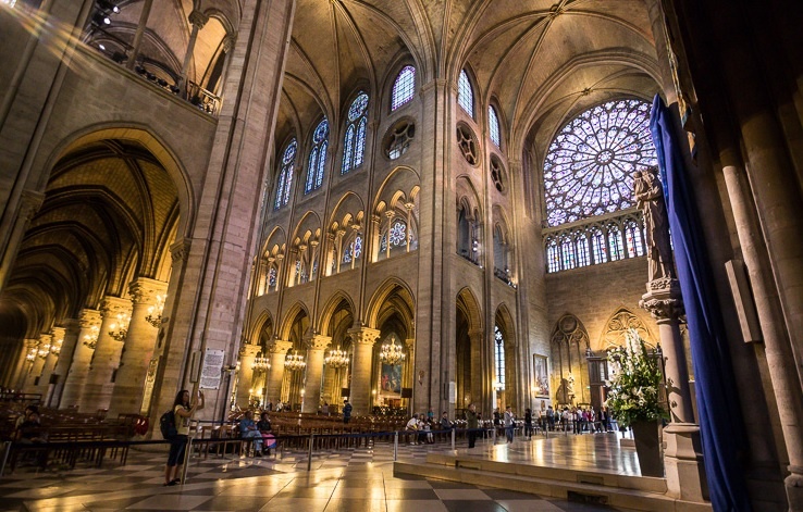 Qua trinh tu sua nha tho Duc Ba Paris qua hinh anh 3D hinh anh