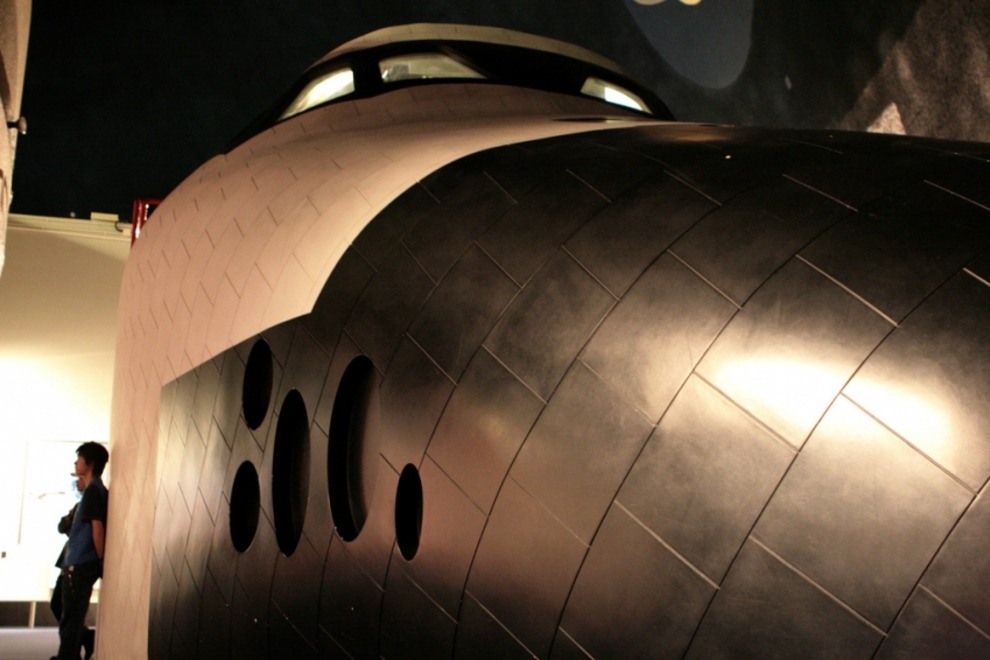 Bảo tàng vũ trụ: Với thiết kế hình quả trứng độc đáo, bảo tàng rộng 8.000 m2 này trưng bày các hiện vật liên quan tới thiên văn và khoa học vũ trụ. 