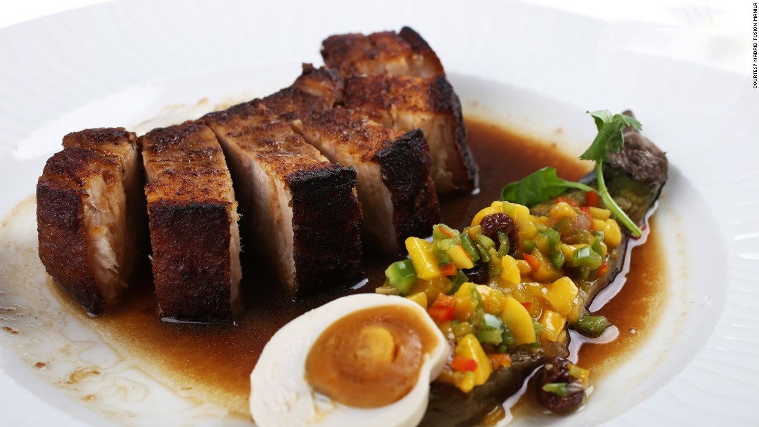 Philippines: Được thiên nhiên phú cho nhiều hải sản và nông sản nhiệt đới, Philippines chinh phục thực khách bởi những món ăn độc đáo. Người Philippines thường sử dụng dấm, tỏi, ớt, xì dầu và các gia vị khác để chế biến món ăn.