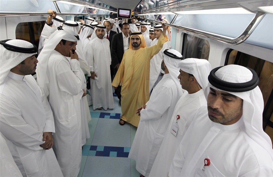 4. Hay đệm từ “Habibi” và “Yallah’: Trong tiếng Ả Rập, “Habibi” có nghĩa là “bạn thân mến” dành cho nam giới. Người ta dùng từ “Yallah” (Nhanh lên nào) khi muốn giục giã người khác. Ảnh: Nbcnews.