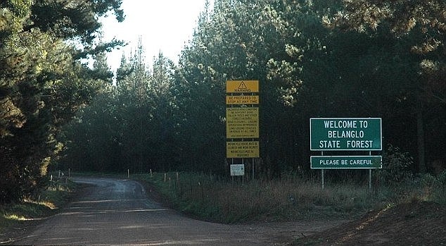 Cong ty Australia huy tour du lich rung ron hinh anh