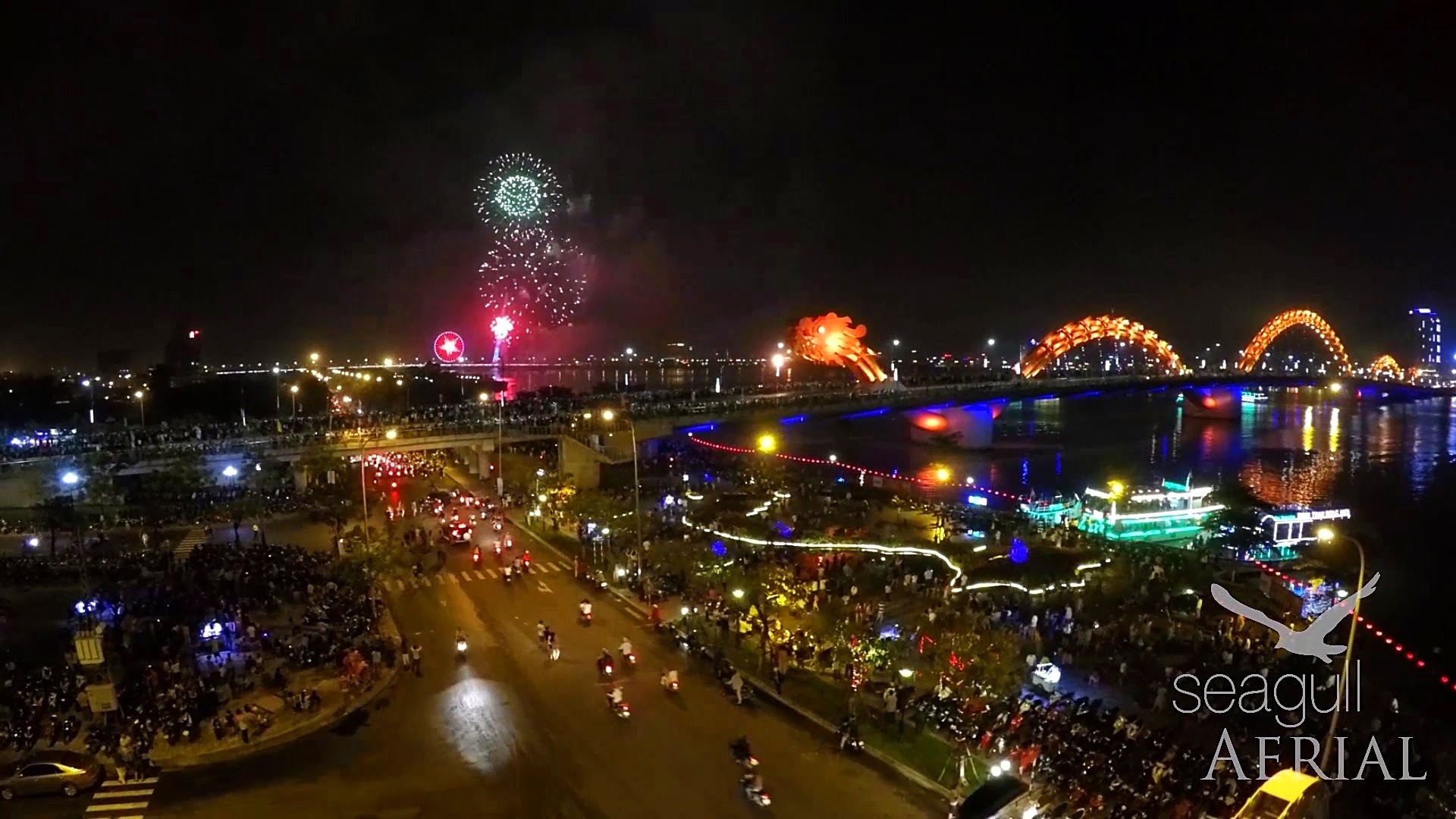 Around the world by drone hinh anh