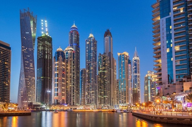 Du khach che Dubai dieu gi? hinh anh