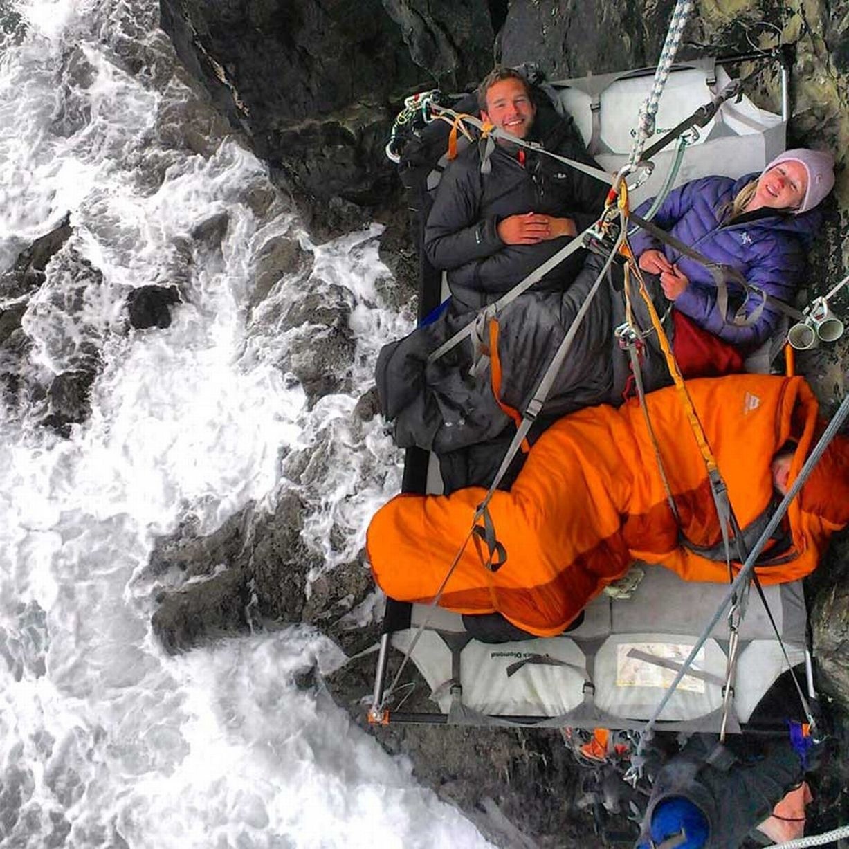 Với giá từ <abbr class=