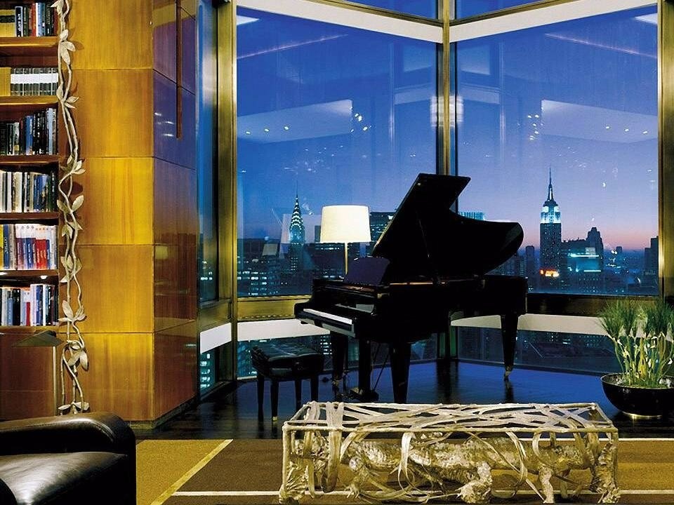 Phòng tầng thượng Ty Warner, khách sạn Four Seasons New York, Mỹ: Nằm ở tầng 52, khu phòng rộng 400 m2 này cho du khách ngắm nhìn toàn cảnh Manhattan, với giá <abbr class=